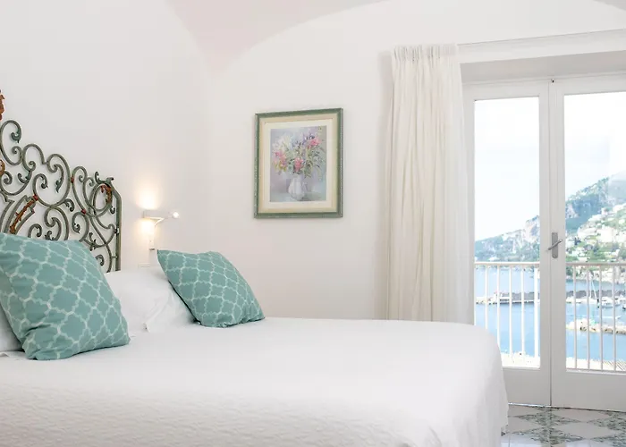 Marina Riviera Szálloda 4*