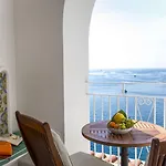 Marina Riviera Hotell 4*