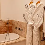 Marina Riviera Hotell 4*