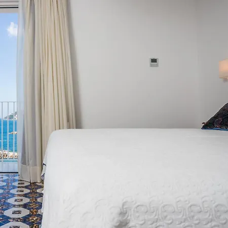 Marina Riviera 4*