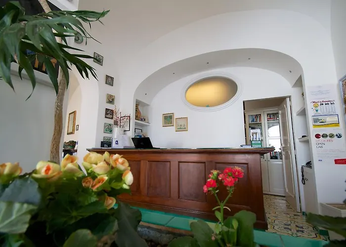 Marina Riviera Hotel 4*