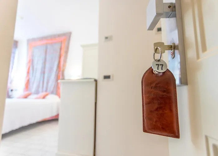 Marina Riviera Hotel 4*