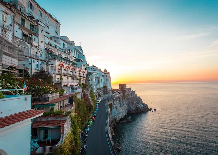 Marina Riviera Hotel 4*