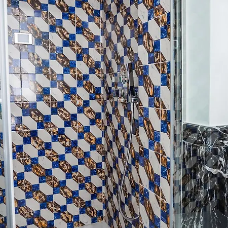 Готель Marina Riviera