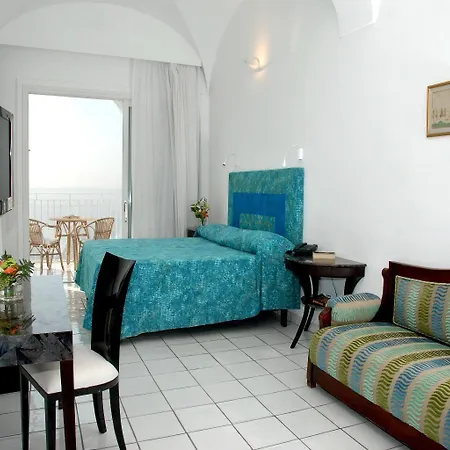 Marina Riviera Амальфі