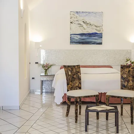 Marina Riviera Готель Амальфі