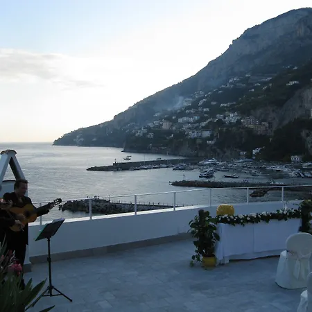 Готель Marina Riviera Амальфі