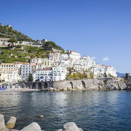 Готель Marina Riviera Амальфі